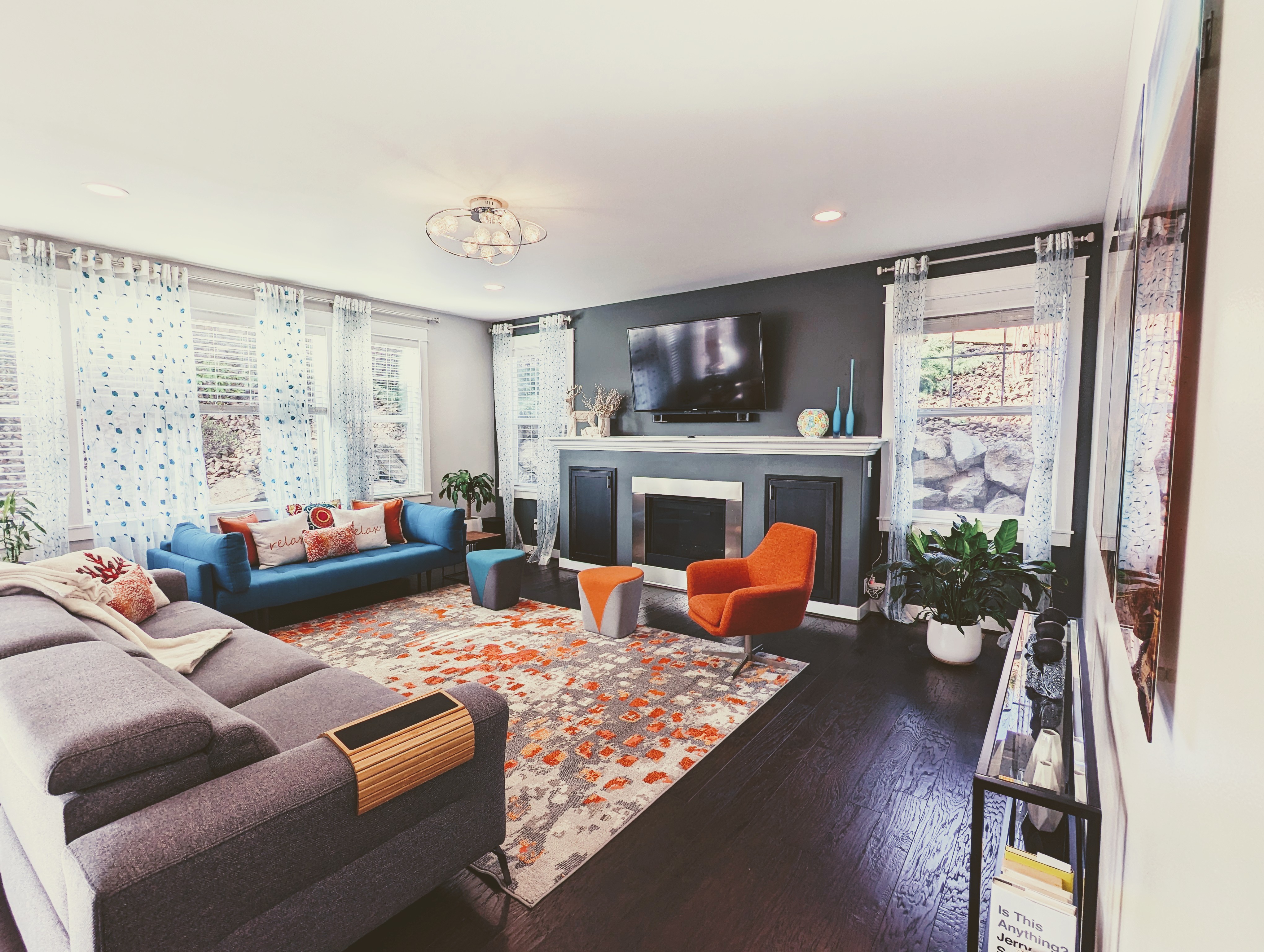 Contemporary Living Room with 2 primary colors